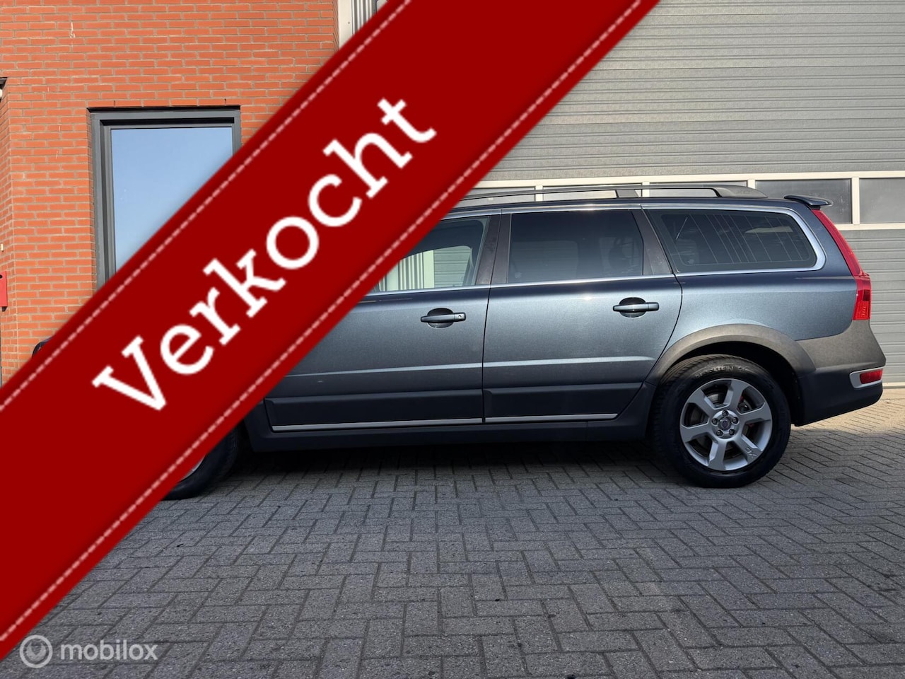Volvo XC70 - 3.2 Summum LPG G3 - blijvend youngtimer BTW auto - AutoWereld.nl