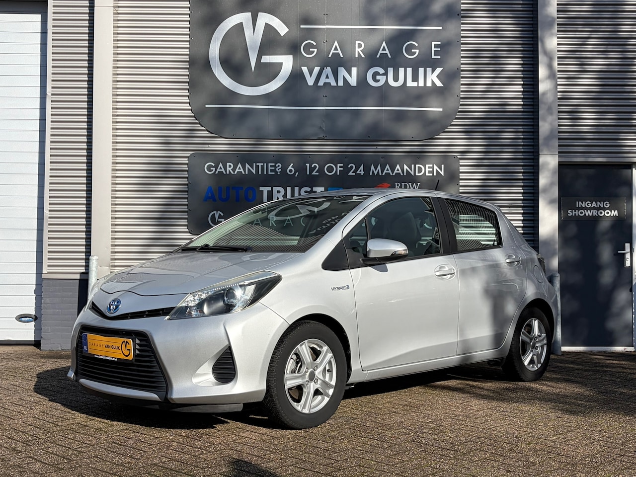 Toyota Yaris - 1.5 Full Hybrid Aspiration 100PK Automaat,Clima,Cruise,Isofix,Bluetooth,KeylessEntry+Start - AutoWereld.nl