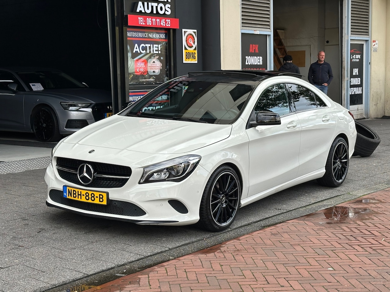 Mercedes-Benz CLA-Klasse - 200 Aut Leer Navi Pano - AutoWereld.nl