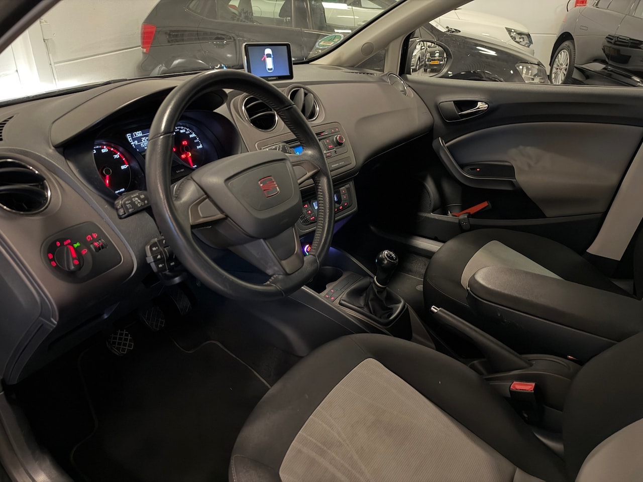 SEAT Ibiza - 1.2 TSI Chill Out plus Nap Airco Climate Cruise 5Deurs Isofix - AutoWereld.nl