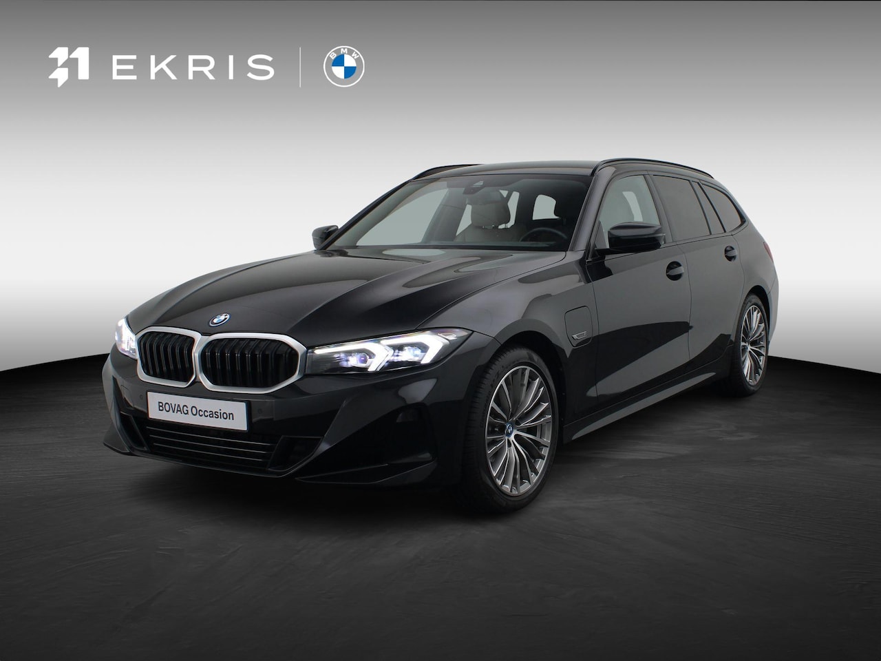BMW 3-serie Touring - 330e Comfort Access | Sportstoelen | Hemelbekleding Antraciet | 18'' - AutoWereld.nl