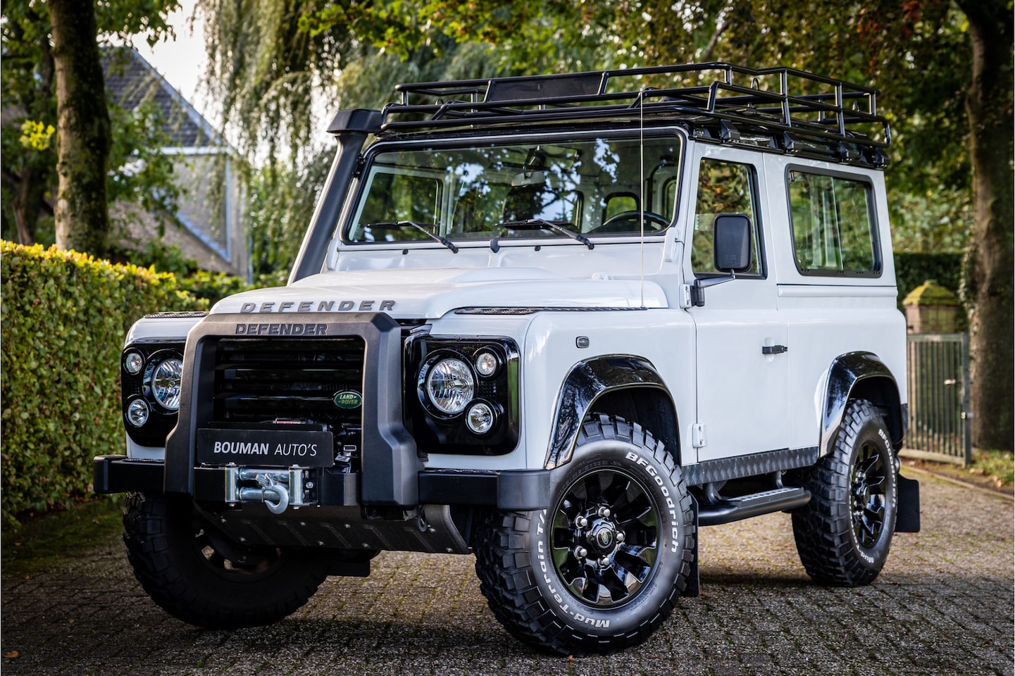 Land Rover Defender - 2.2 D SW 90" SE Nieuw Lier Roofrack - AutoWereld.nl