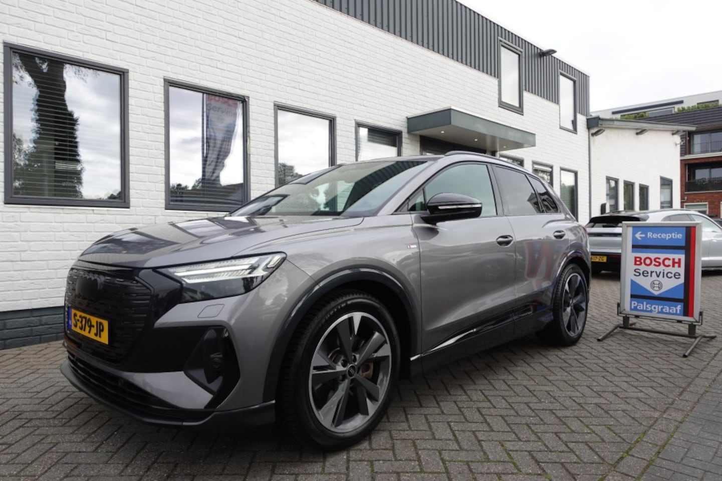 Audi Q4 e-tron - 40 S Edition 77KWH - AutoWereld.nl