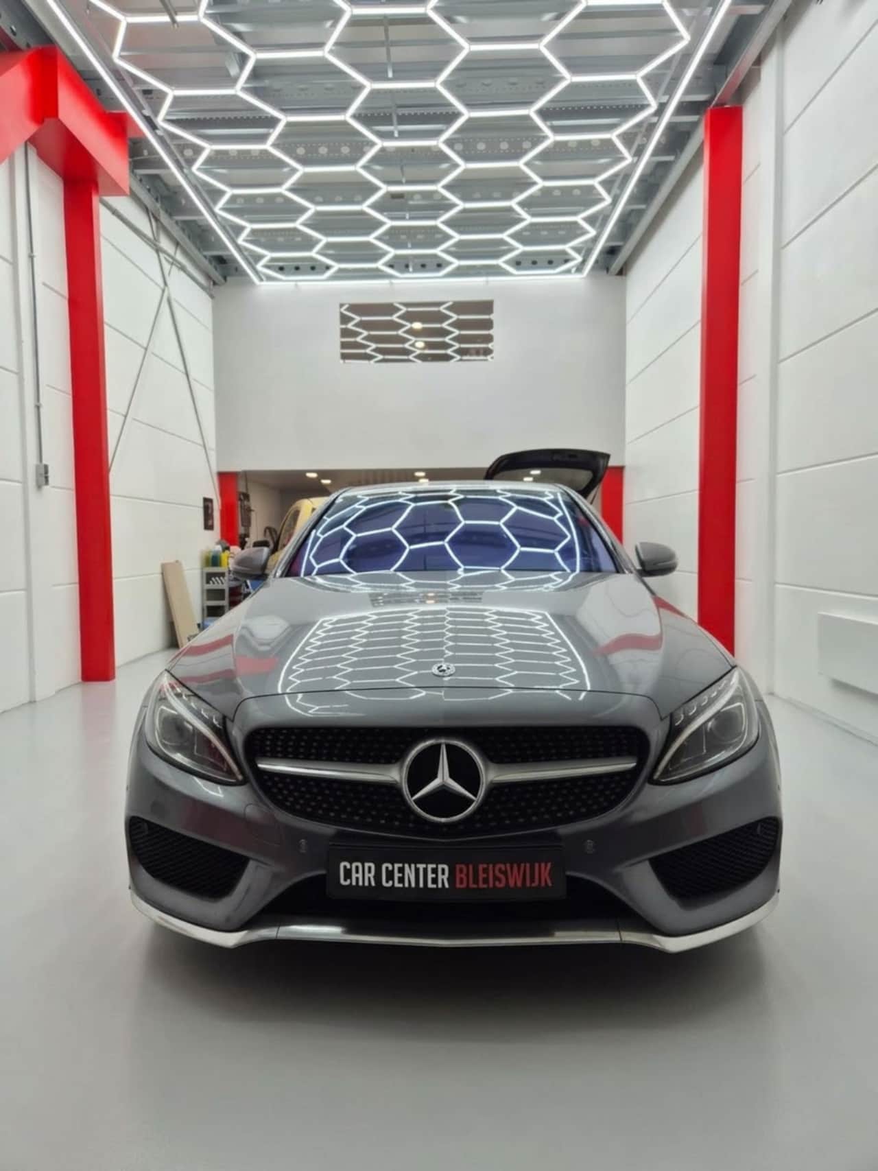 Mercedes-Benz C-klasse - 180 Business Solution AMG - AutoWereld.nl