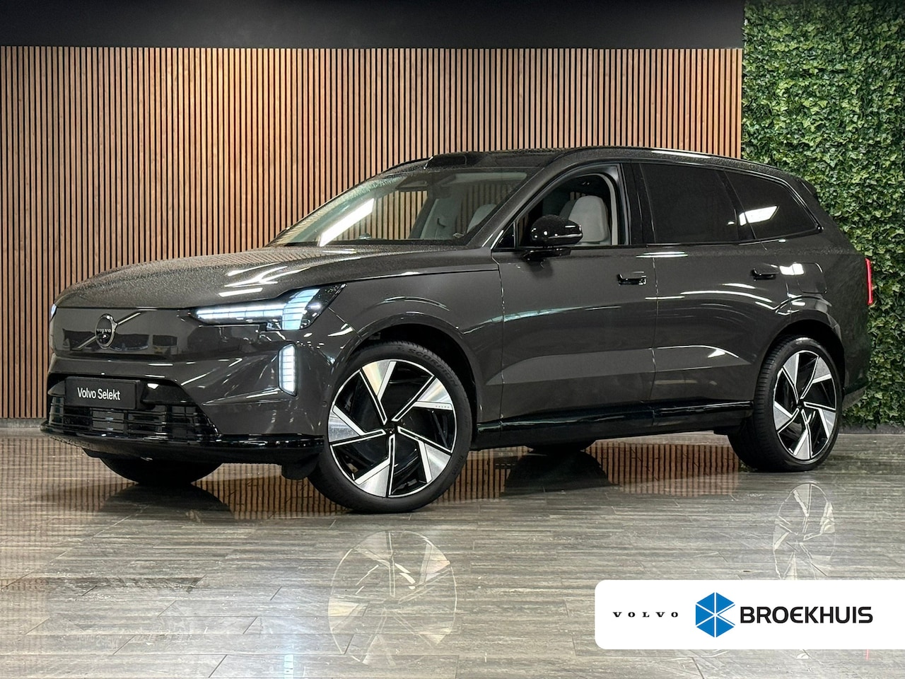 Volvo EX90 - Twin Motor Performance Ultra 7p. 111 kWh | Full Option! | Bowers & Wilkins | Luchtvering | - AutoWereld.nl
