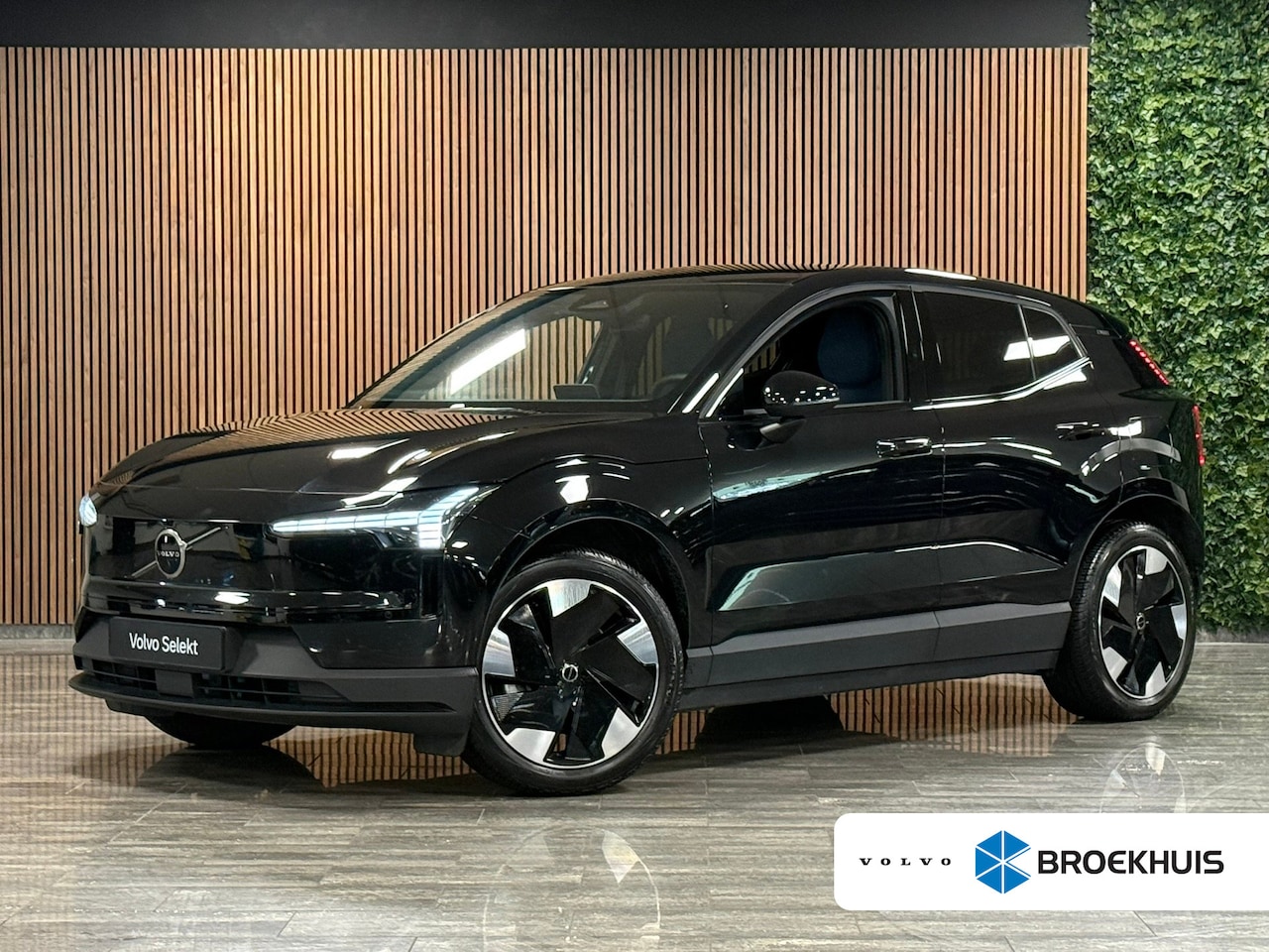 Volvo EX30 - Single Motor Extended Range Plus 69 kWh | 96% SoH | Stoel en Stuurwielverwarming | Adaptie - AutoWereld.nl