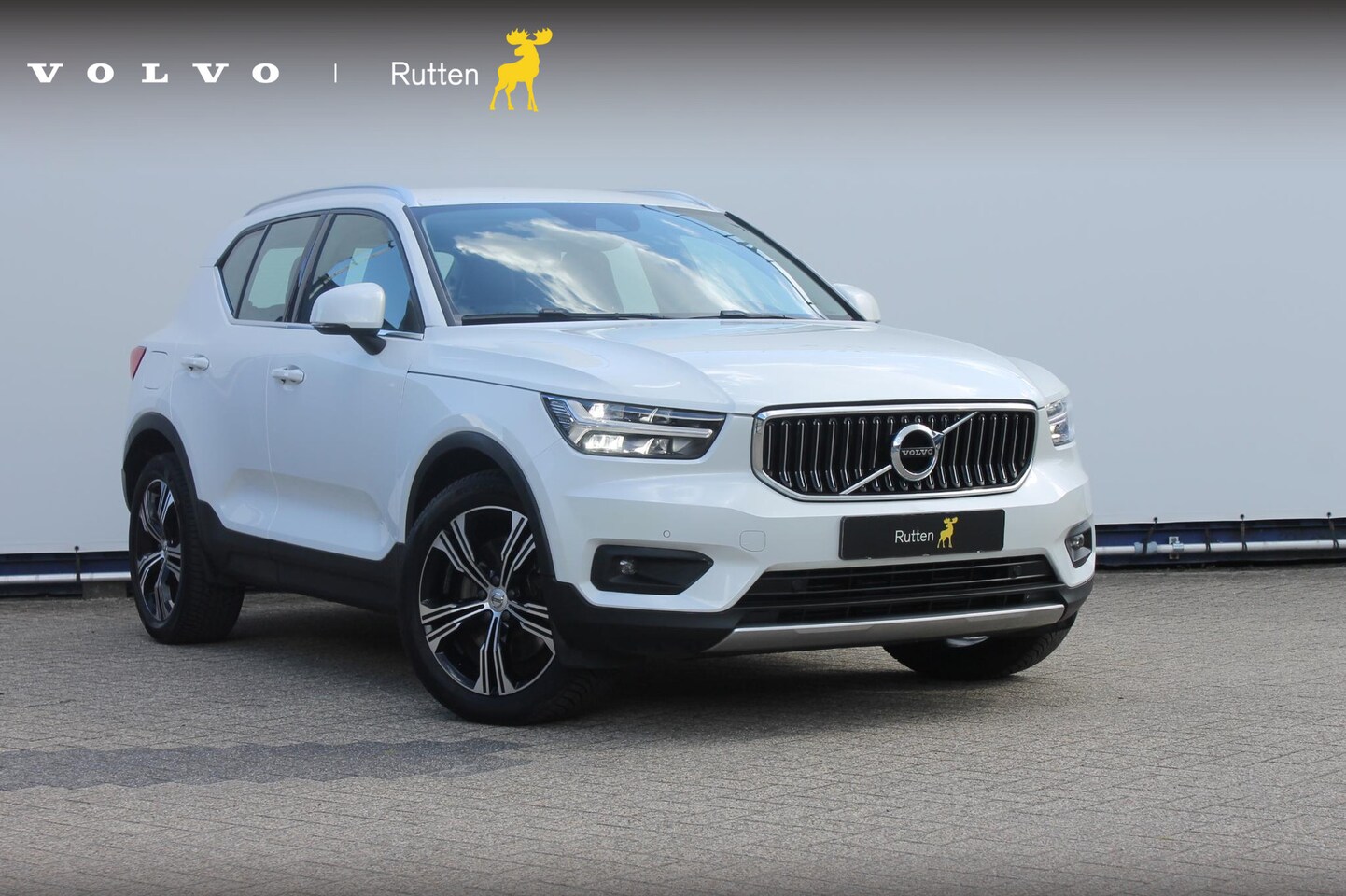 Volvo XC40 - T4 211PK Automaat Recharge Inscription Expression Lederen bekleding / Cruise Control / DAB - AutoWereld.nl