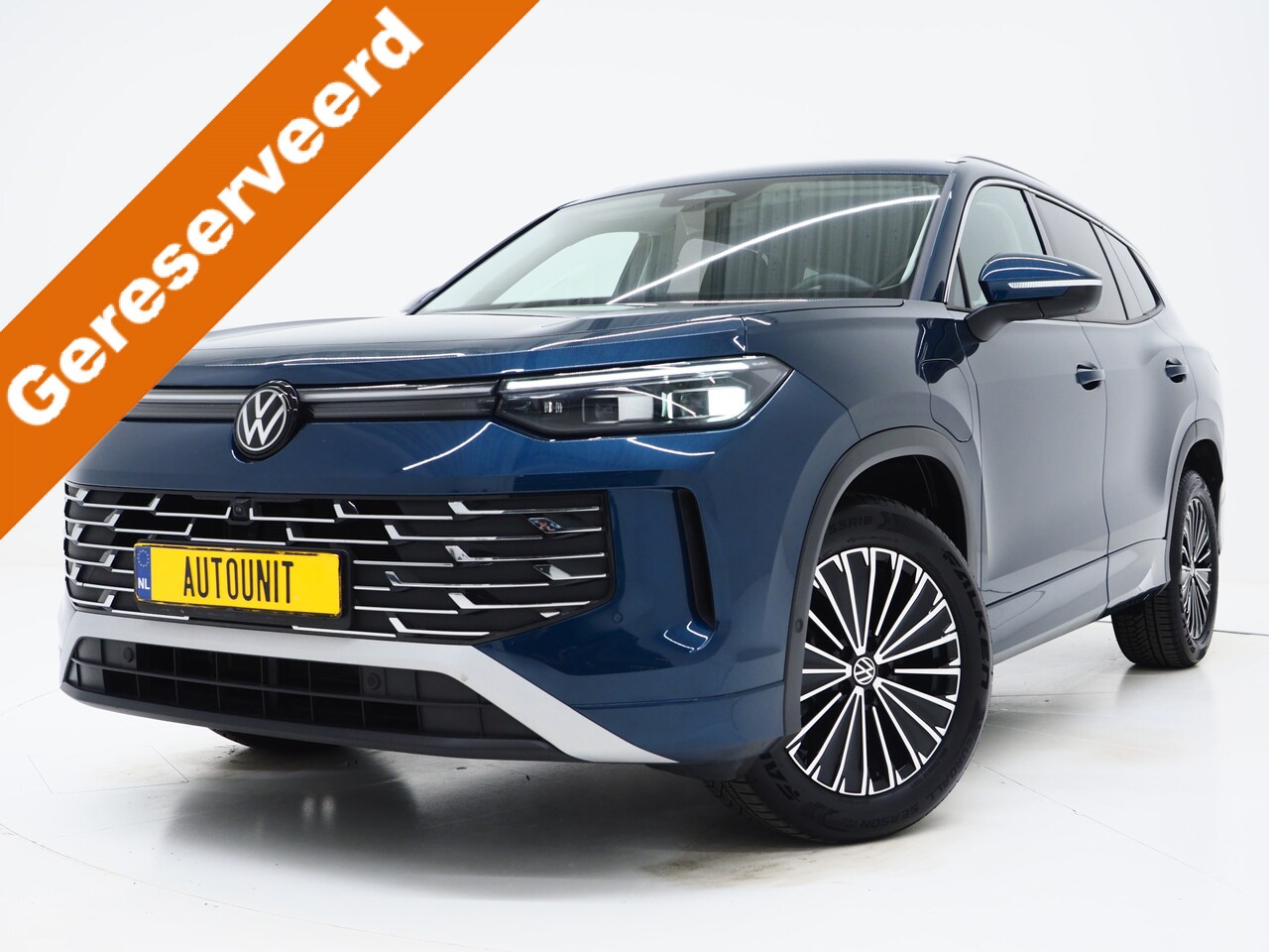 Volkswagen Tayron - 1.5 eHybrid Elegance 204PK | Leder/Alcantara | Trekhaak | Massage | 360 | Sfeerlicht | Ada - AutoWereld.nl