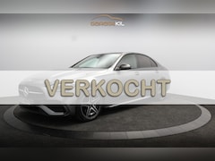 Mercedes-Benz C-klasse - 300 e AMG Line Orig. NL / AMG / Camera / MBUX / Pano dak / Trekhaak / Leder dashboard / 18