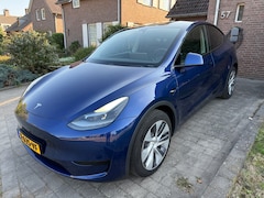 Tesla Model Y - RWD