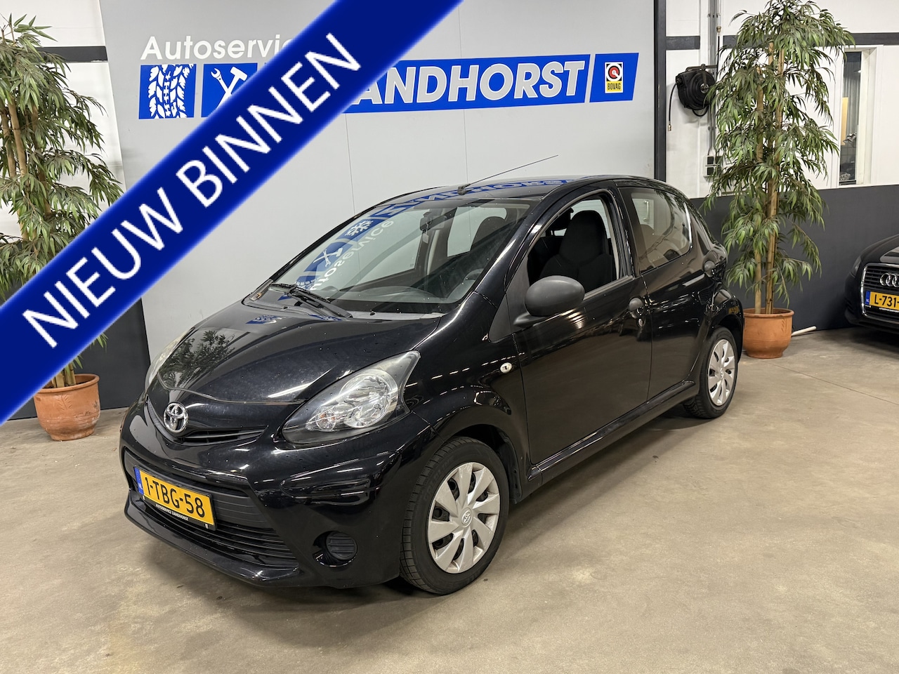 Toyota Aygo - 1.0 VVT-i Now 1.0 VVT-i Now - AutoWereld.nl