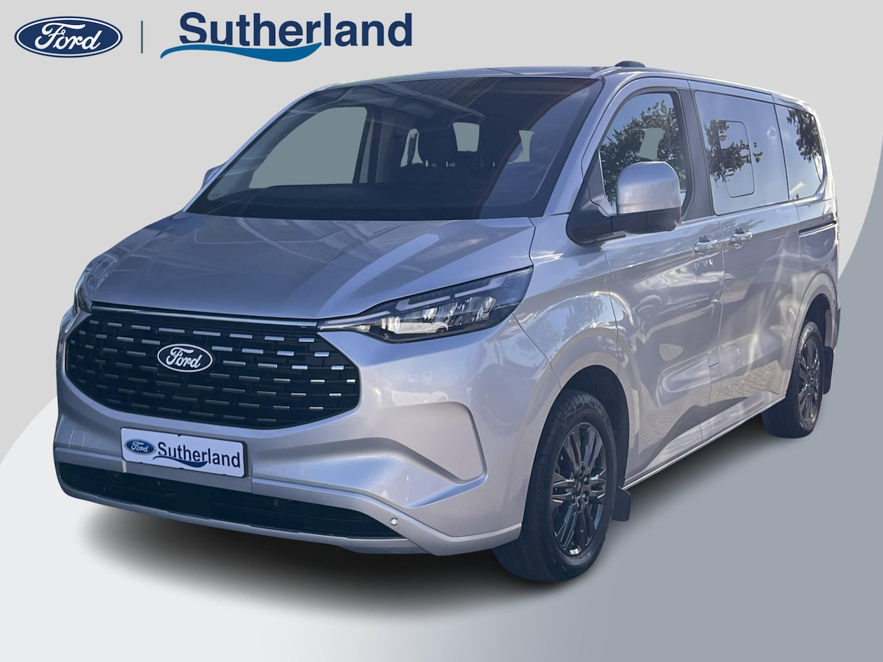 Ford Transit Custom Tourneo - 340 2.5 PHEV L1H1 Titanium 9 persoons Combi | 14.000 KM! - AutoWereld.nl