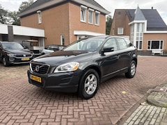 Volvo XC60 - 2.0 T5 Kinetic Automaat Top onderhouden