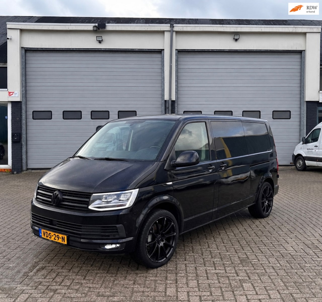 Volkswagen Transporter - DSG 2.0 TDI L2H1 Comfortline - AutoWereld.nl