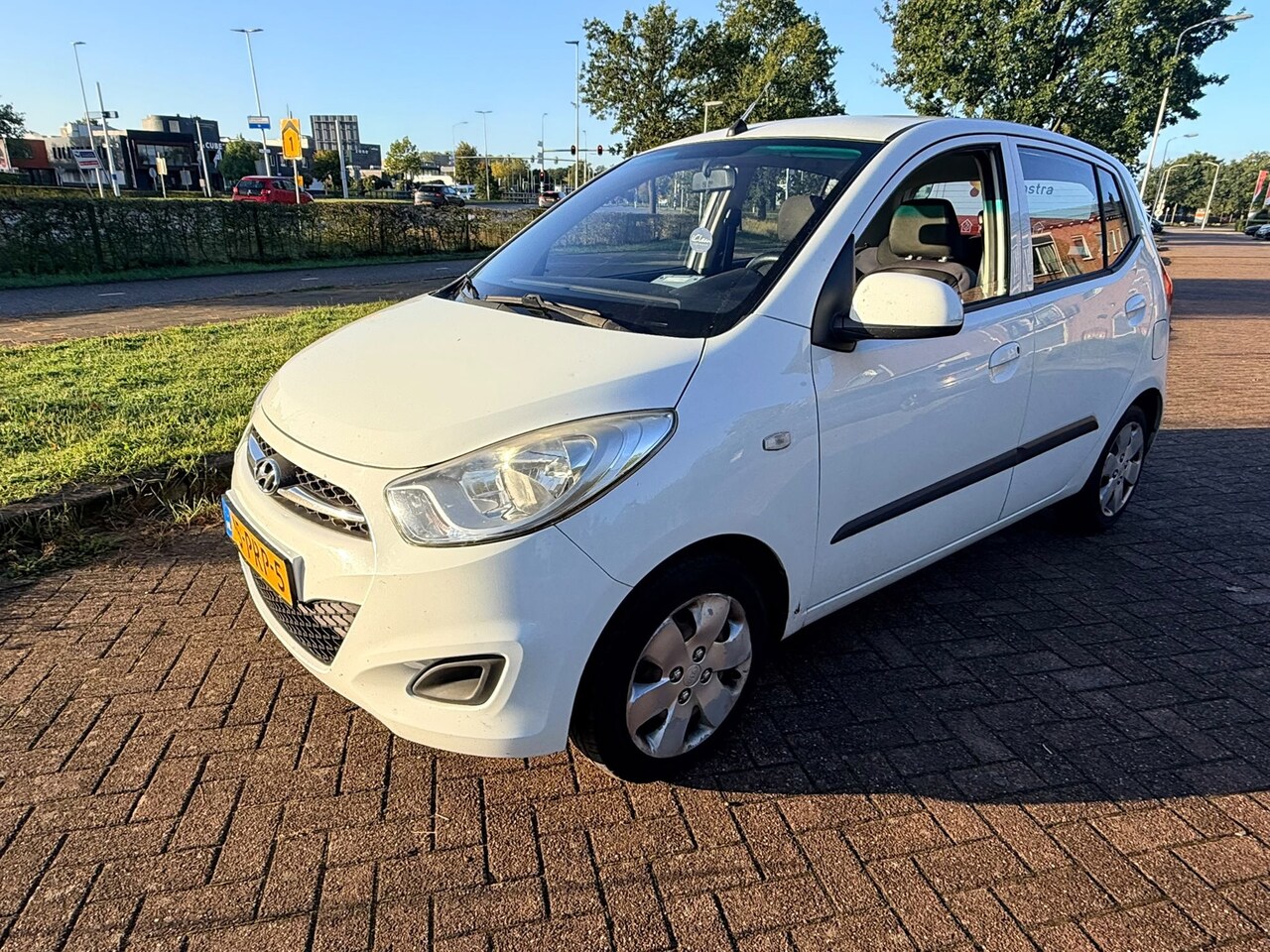Hyundai i10 - 1.1 Benzine - APK 06-2027 - 2011 - AutoWereld.nl