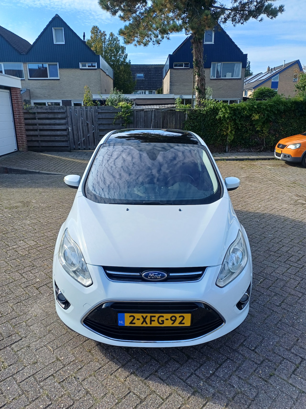 Ford C-Max - 1.0 Titanium - AutoWereld.nl