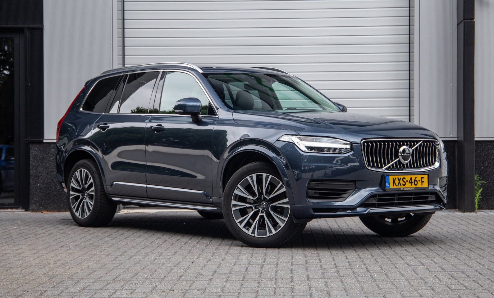 Volvo XC90 - 2.0 T8 Twin Engine AWD Inscription / 7P / SOH 90% - AutoWereld.nl