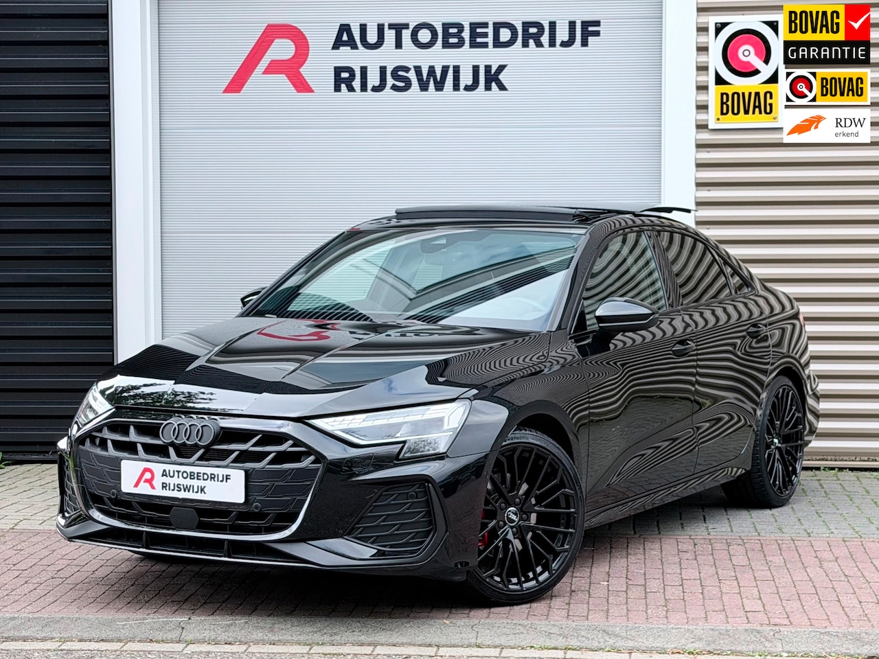 Audi A3 Limousine - 35 TFSI S-Line Pano/Matrix/Sonos/HuD - AutoWereld.nl