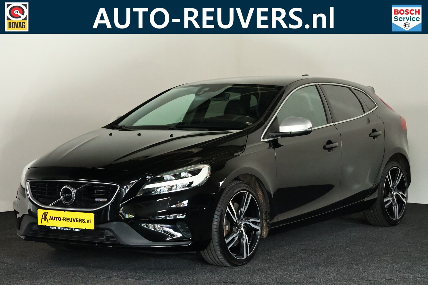 Volvo V40 - 2.0 D3 R-Design Navi / Cruisecontrol / Camera / Automaat - AutoWereld.nl