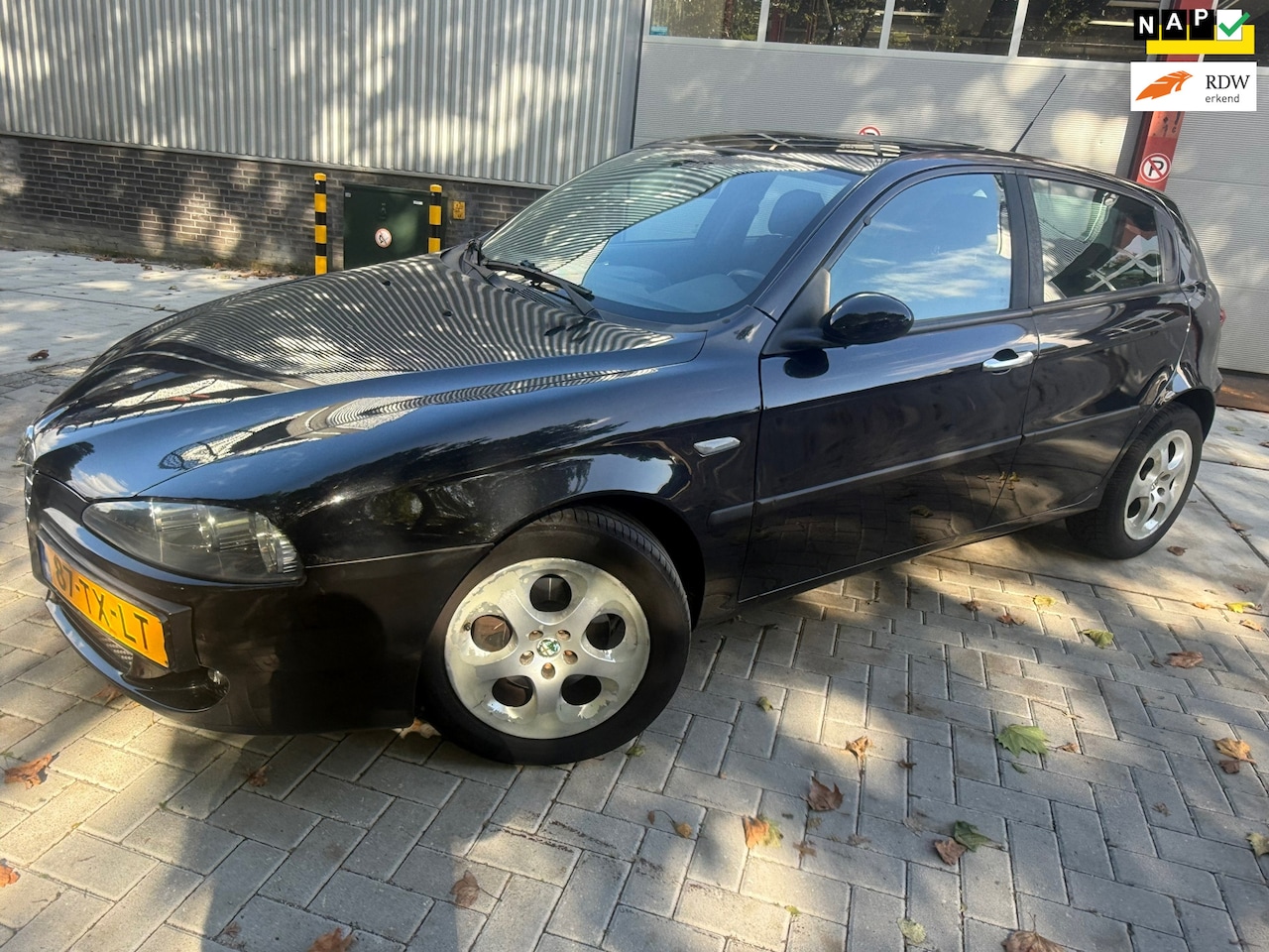 Alfa Romeo 147 - 1.6 T.Spark Veloce Business 1.6 T.Spark Veloce Business - AutoWereld.nl