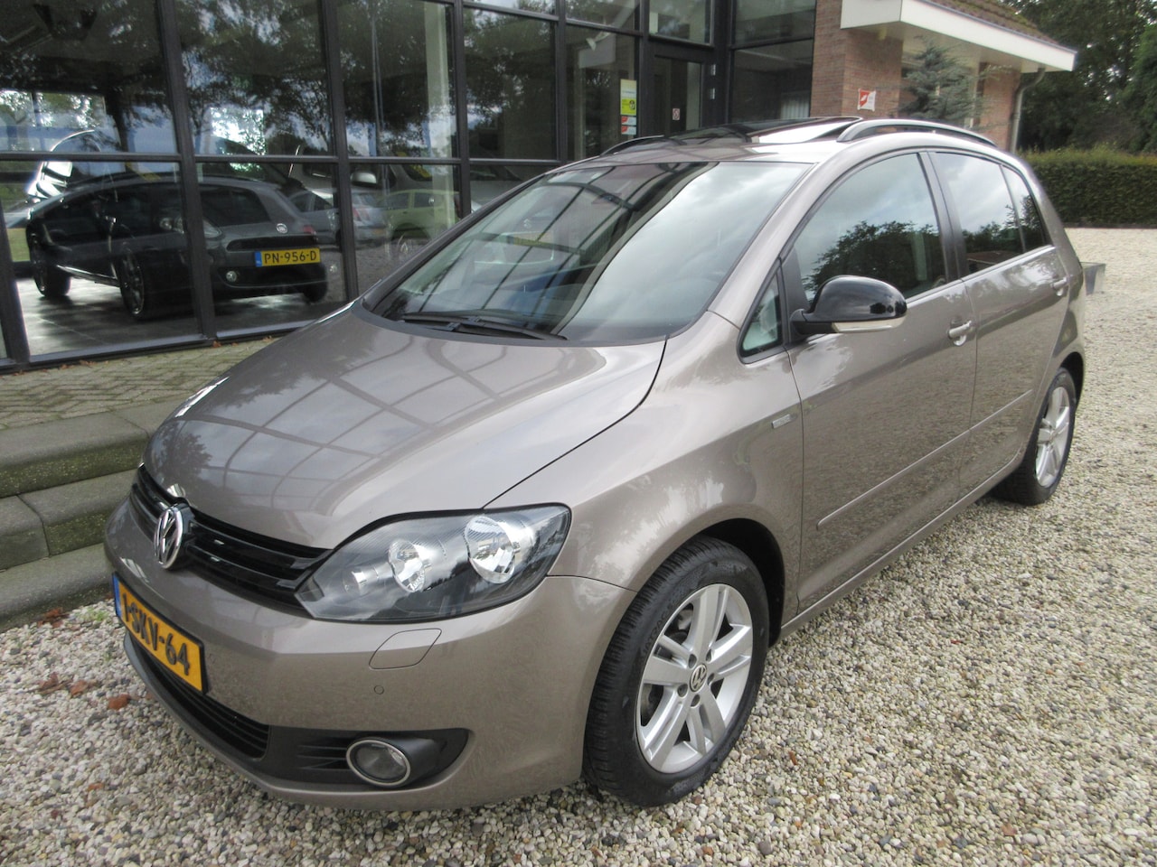 Volkswagen Golf Plus - 1.2 TSI Highline automaat - AutoWereld.nl