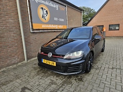 Volkswagen Golf - 2.0 TSI GTI Performance