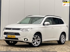 Mitsubishi Outlander - 2.0 PHEV instyle+