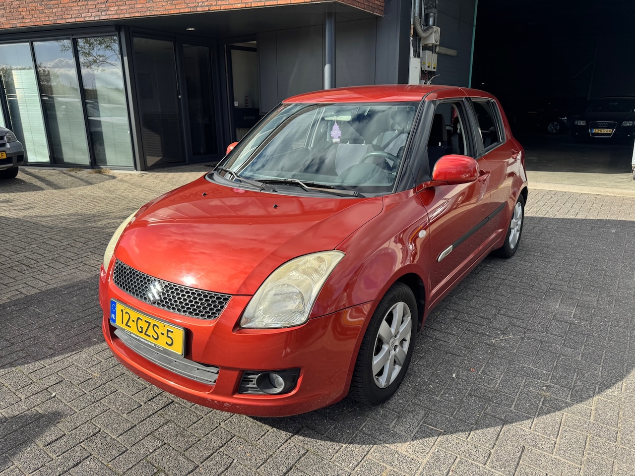 Suzuki Swift - 1.3 Shogun 5DRS AIRCO LMV NIEUWE APK ORIG NL NAP - AutoWereld.nl