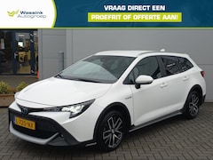 Toyota Corolla Touring Sports - 1.8 Hybrid Automaat Trek | Climate control | Navigatie | Stoelverwarming | Lm-velgen | Cam