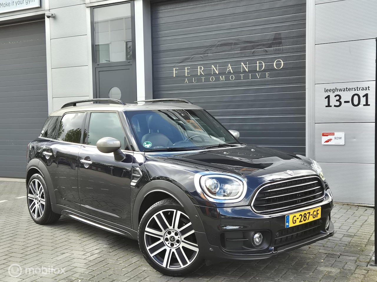 MINI Countryman - 1.5 Cooper*Uniek*dealer Onderhouden*Trekhaak*Nap* - AutoWereld.nl