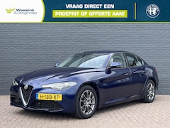 Alfa Romeo Giulia - 2.0T SUPER 200pk Automaat 1e Eigenaar | Adaptive Cruise Control | Dodehoek Detectie | Brui