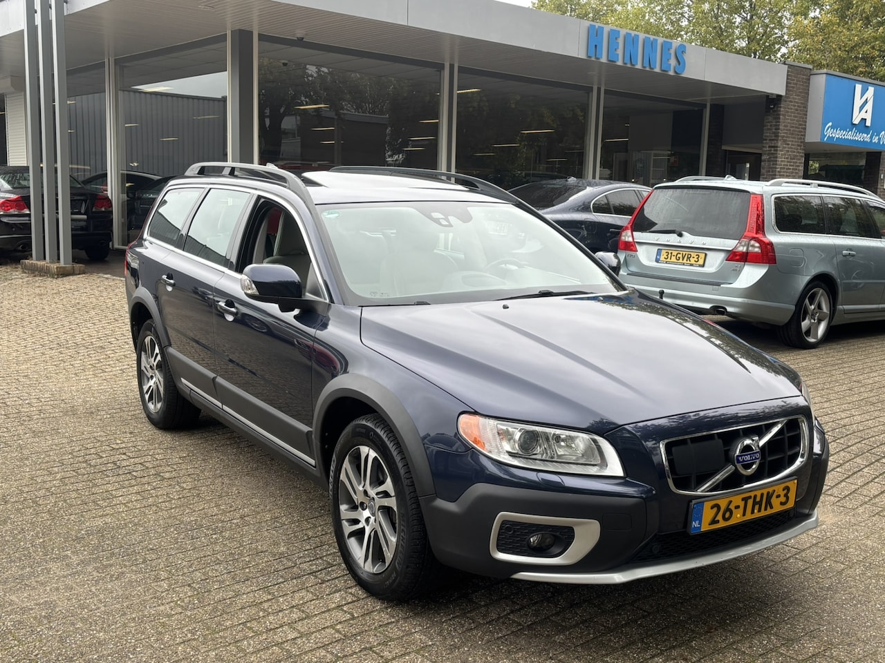 Volvo XC70 - 2.0 D3 Limited Edition Schuifdak Driver Support 1e eigenaar - AutoWereld.nl