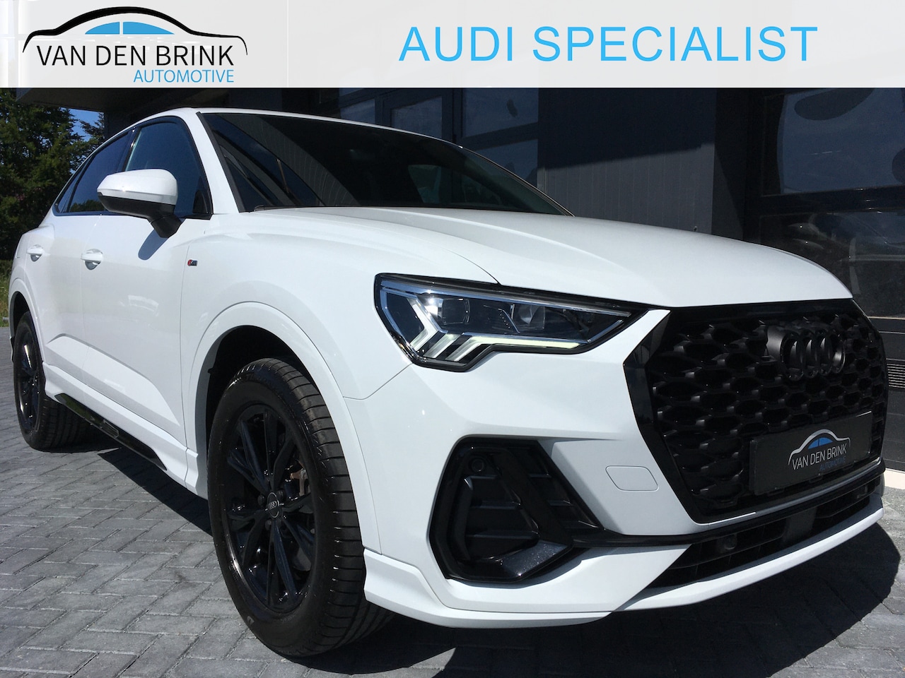 Audi Q3 Sportback - 45 TFSI e S-line Black Edition - AutoWereld.nl