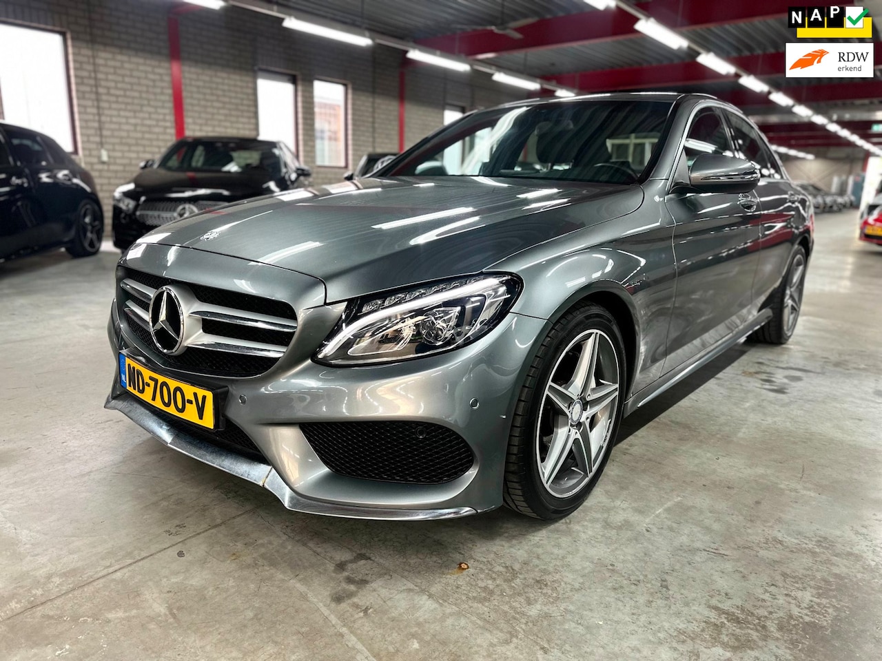 Mercedes-Benz C-klasse - 180 AMG, Xenon, Leder, BTW! - AutoWereld.nl