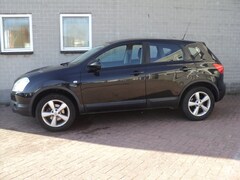 Nissan Qashqai - 2.0 IPanoramadak Trekhaak bj2009