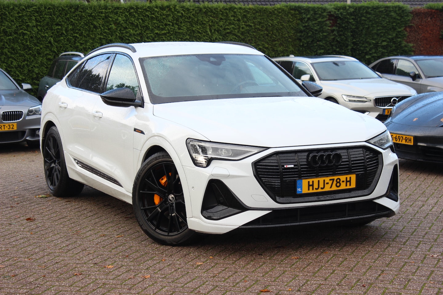 Audi e-tron Sportback - 50 quattro S edition 71 kWh / SoH 97%! / 44.024km! / Nieuwstaat / Camera / Luchtvering / B - AutoWereld.nl