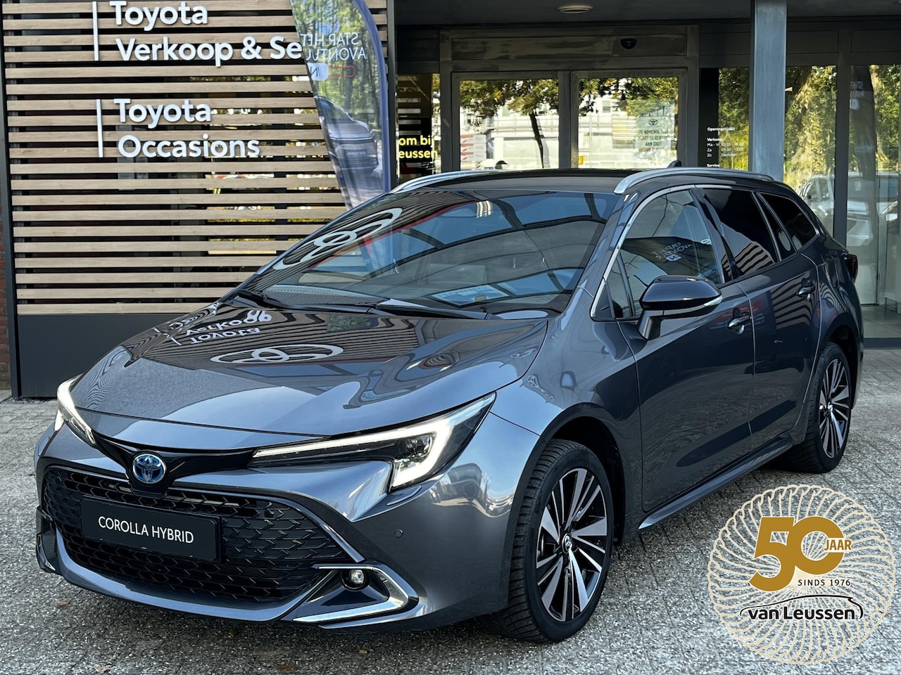 Toyota Corolla Touring Sports - Hybrid 140 Dynamic STOEL/STUURVERWARMING KEYLESS PARK-SENSOREN CAMERA CLIMA APPLE/ANDROID - AutoWereld.nl