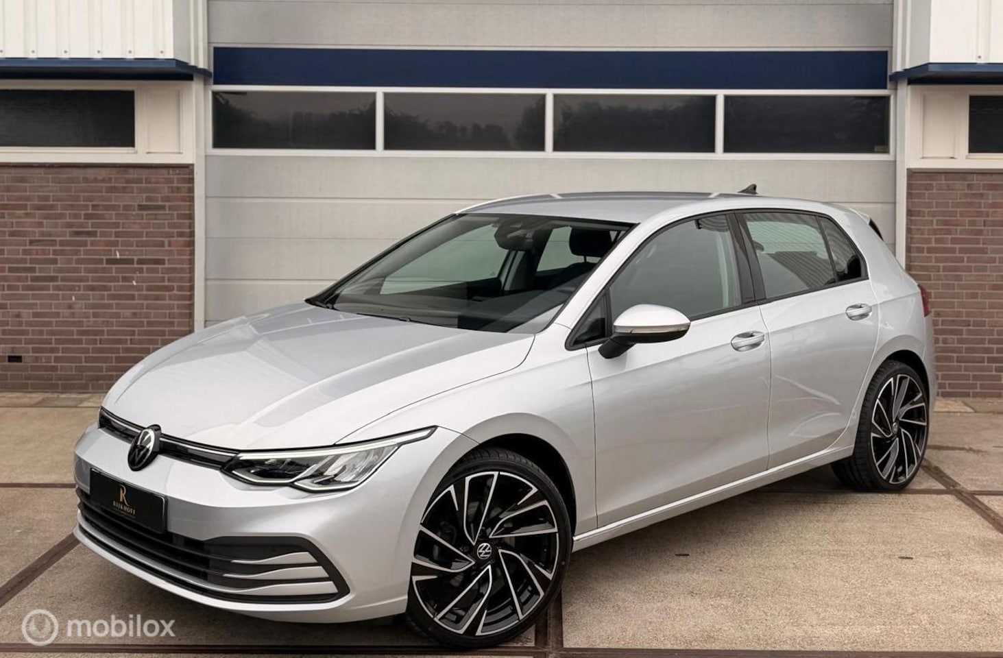 Volkswagen Golf - 1.0 eTSI | Automaat | Carplay - AutoWereld.nl