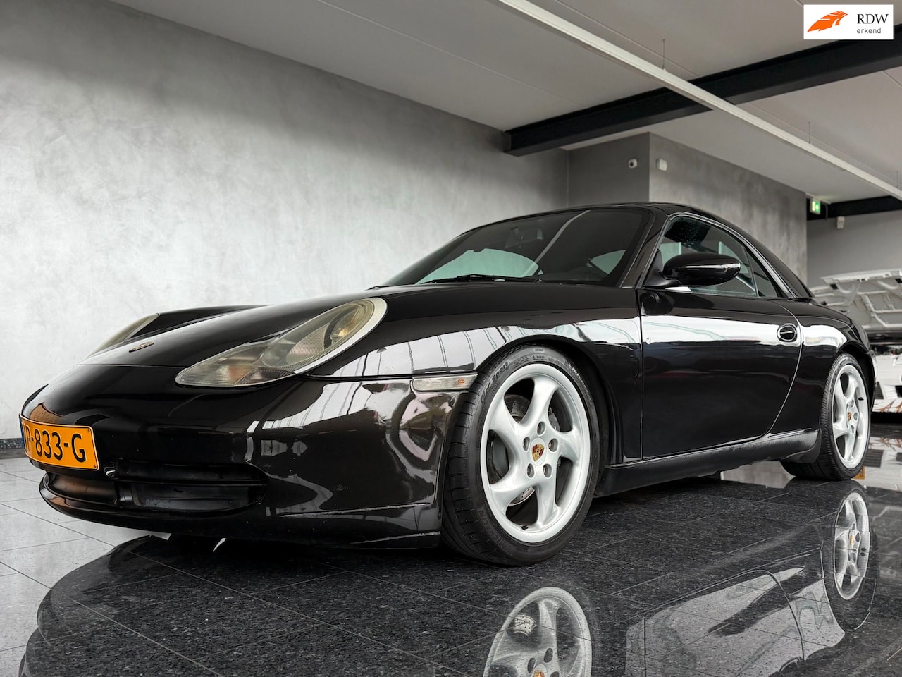 Porsche 911 Cabrio - 3.4 Carrera 1999 Handgeschakeld Top staat ! - AutoWereld.nl