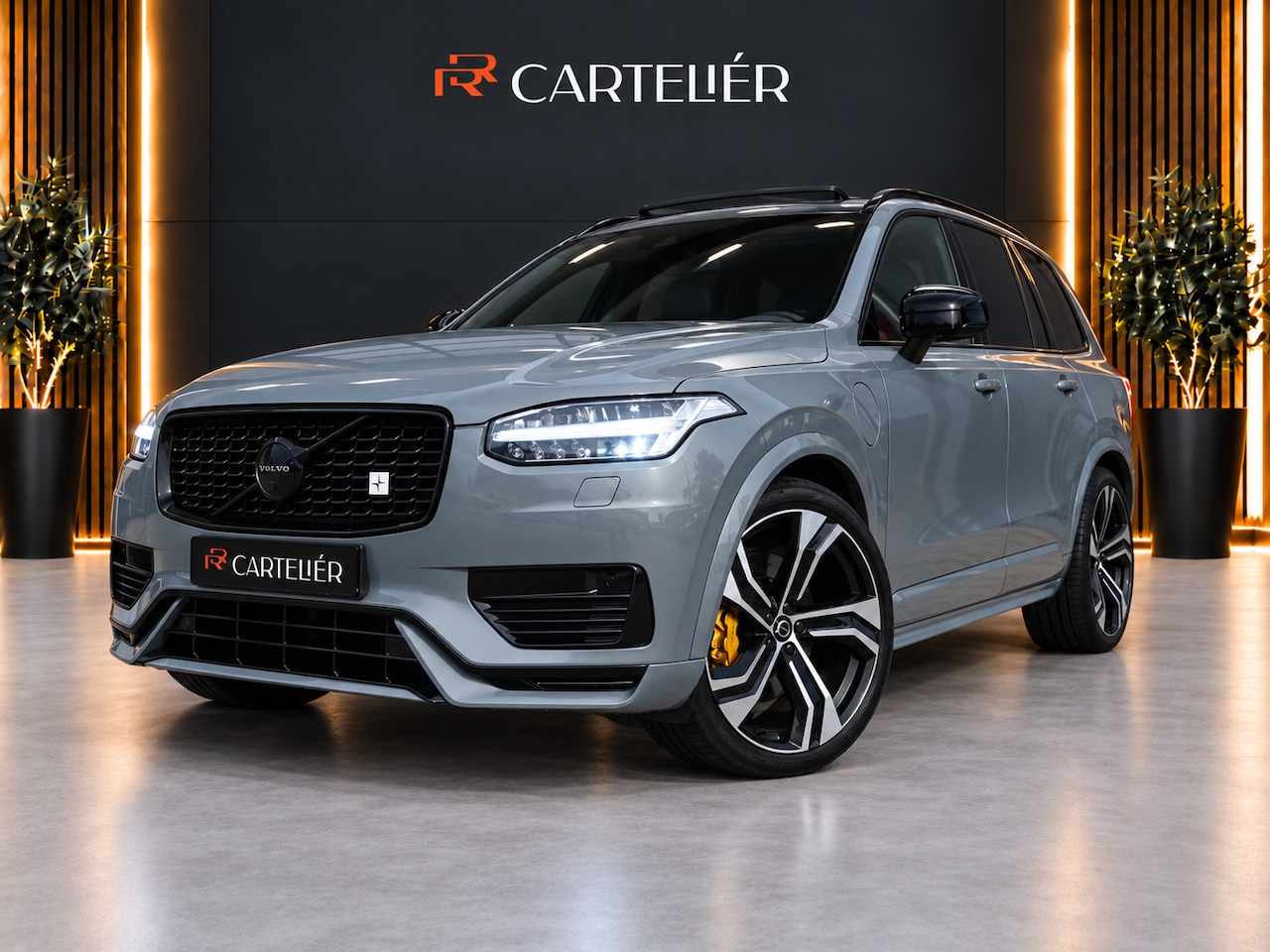 Volvo XC90 - 2.0 T8 Recharge AWD R-Design 7 Zits 421PK | Luchtvering | Pano | Memory | Harmon Kardon | - AutoWereld.nl