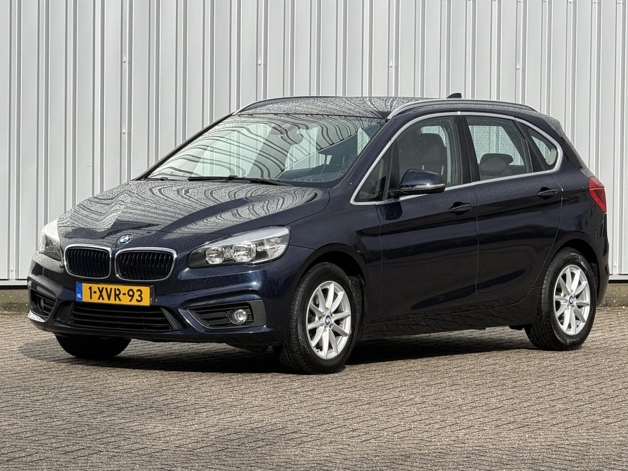 BMW 2-serie Active Tourer - 218i automaat inruil mogelijk - AutoWereld.nl