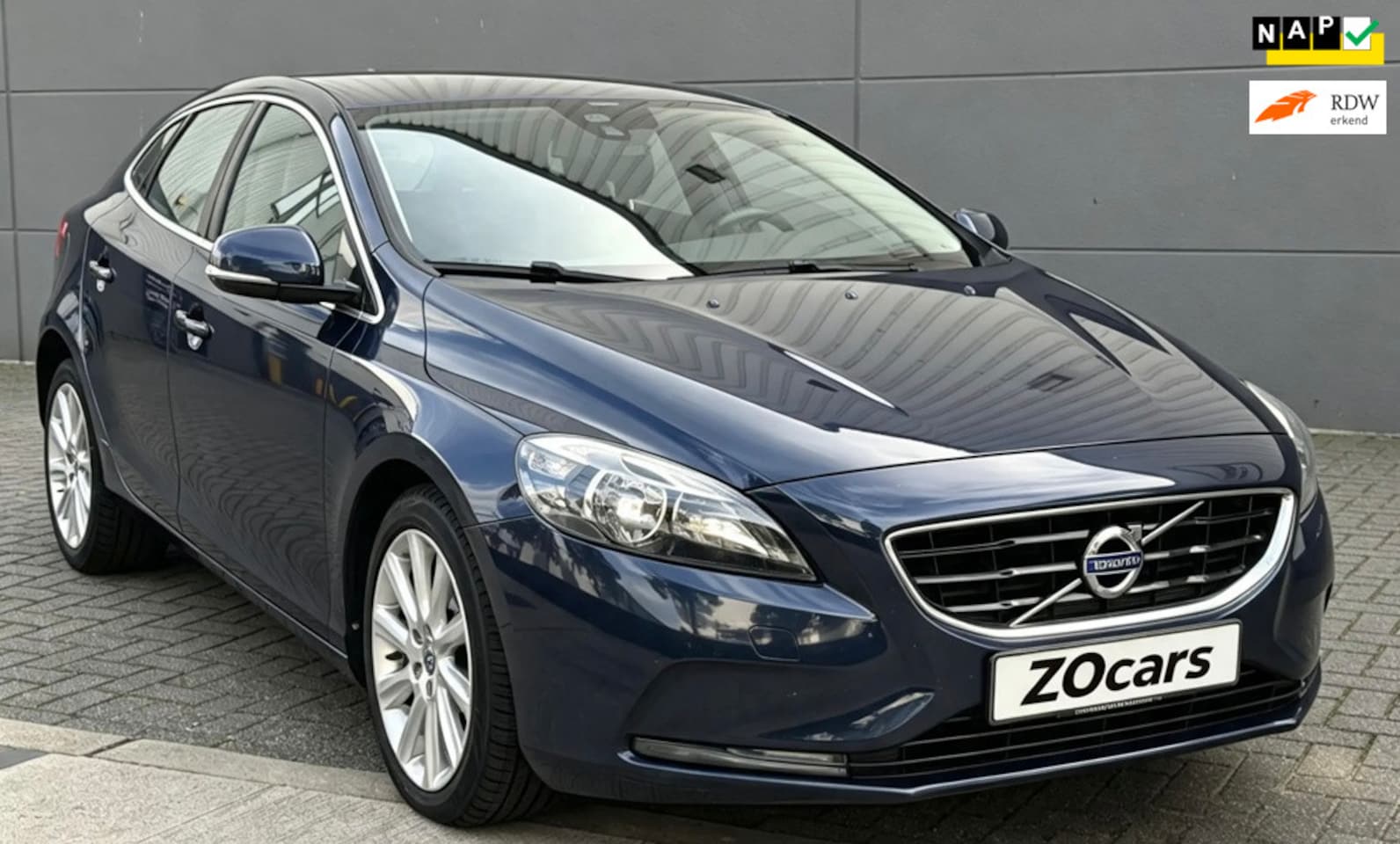 Volvo V40 - 1.6 D2 Momentum 1.6 D2 Momentum - AutoWereld.nl