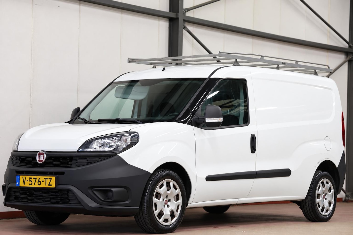 Fiat Doblò Cargo - 1.6 MJ L2H1 Maxi 3 persoons - AutoWereld.nl
