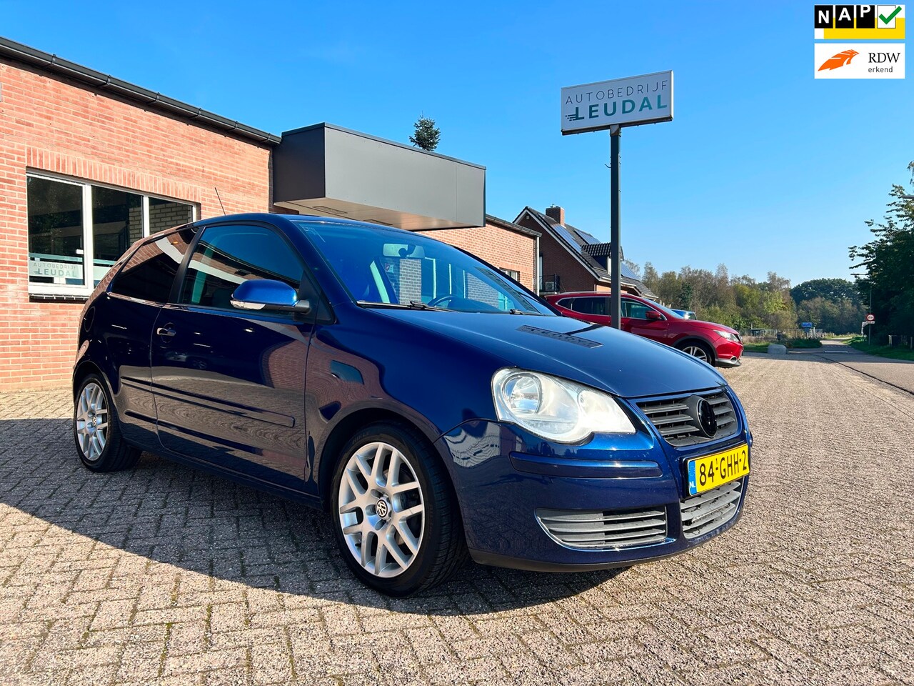 Volkswagen Polo - 1.4-16V Comfortline//Airco//APK 31-3-2027 - AutoWereld.nl