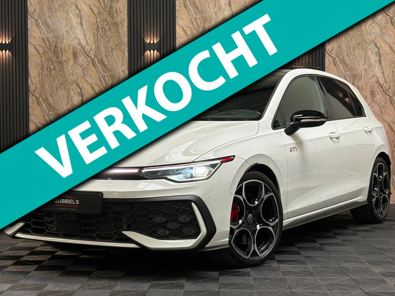 Volkswagen Golf - 2.0 TSI GTI 8.5 Pano | HUD | 360Cam | H&K | Full - AutoWereld.nl