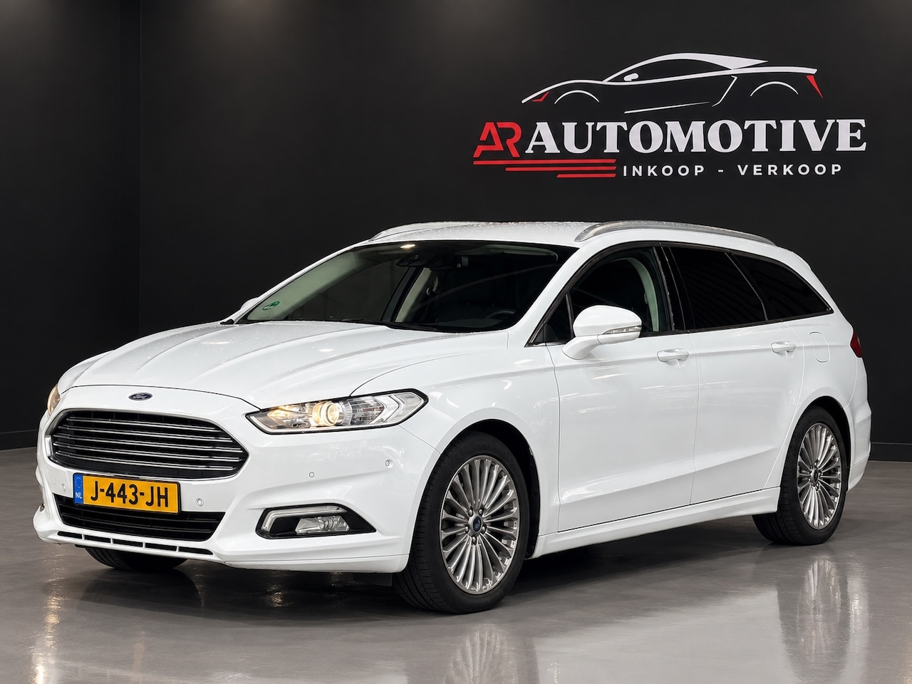 Ford Mondeo Wagon - 1.5 ST Line / keyles / virtual cockpit - AutoWereld.nl
