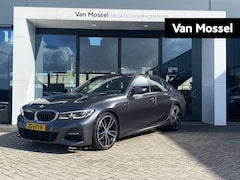 BMW 3-serie - 320i High Executive Edition | Achteruitrijcamera | Apple Carplay | Stoelverwarming | Navig