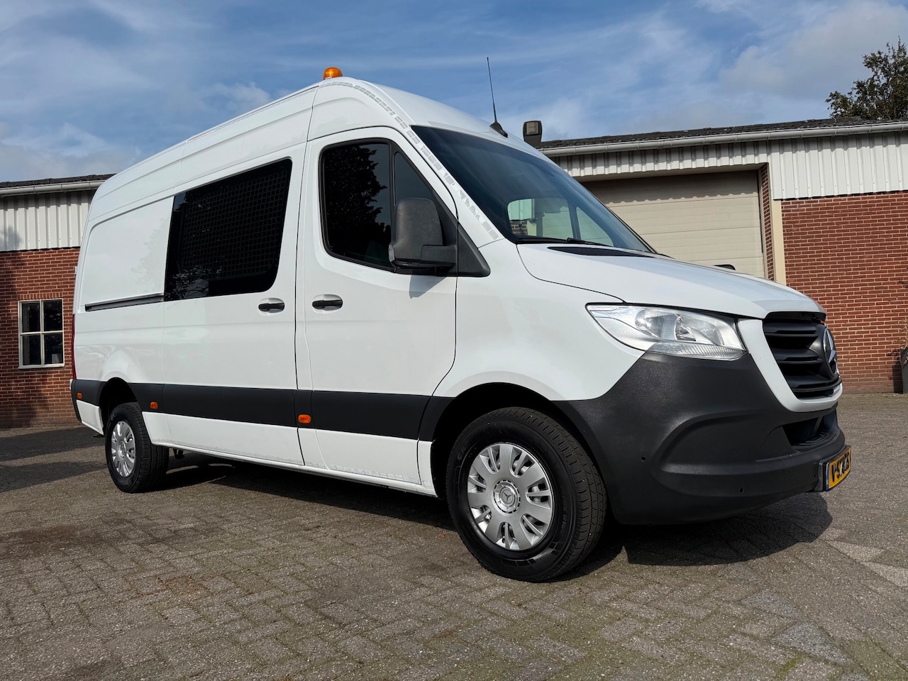 Mercedes-Benz Sprinter - 314 2.2 CDI L2H2 143PK E6 Carplay 360 camera cruise - AutoWereld.nl