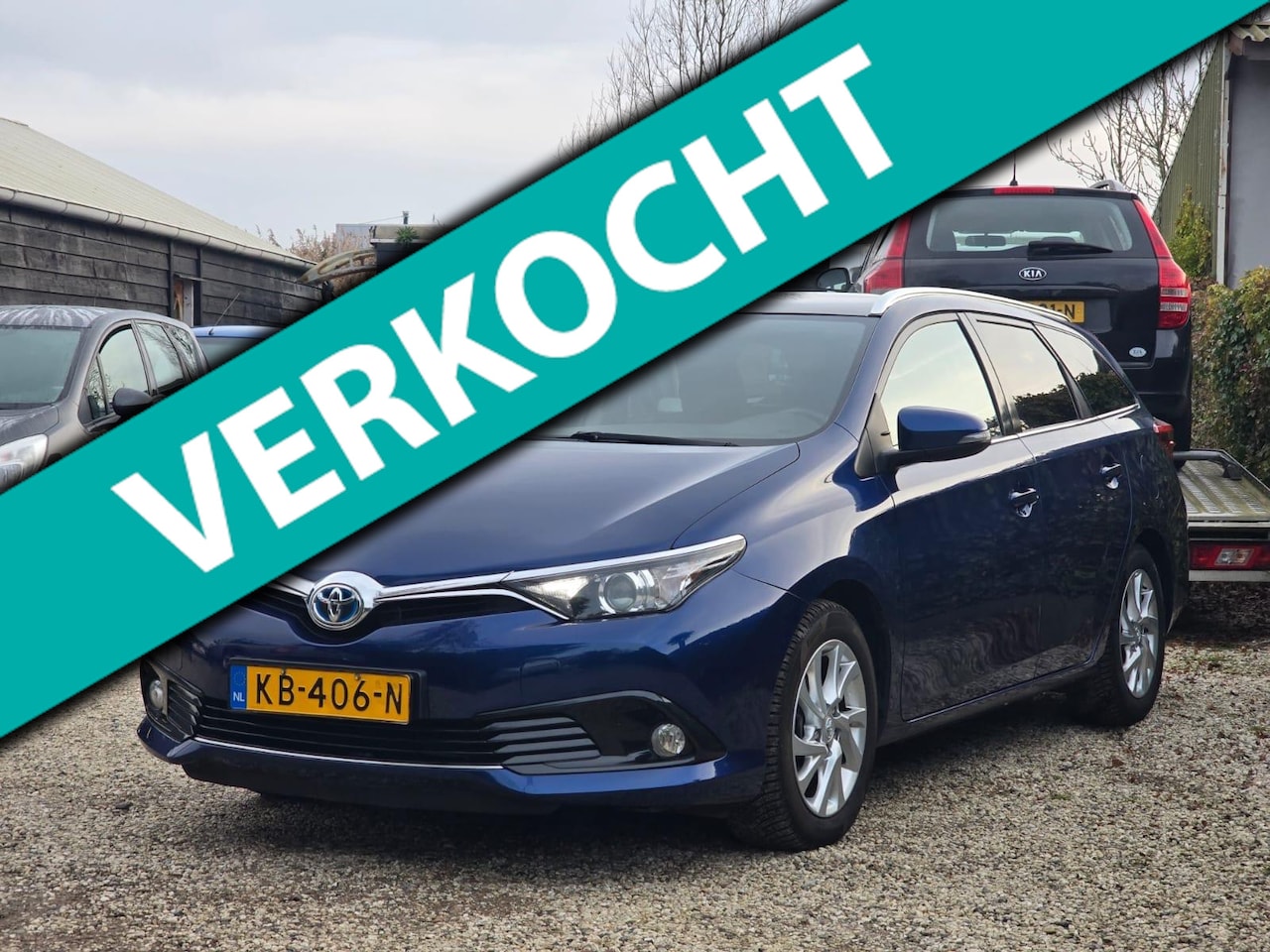 Toyota Auris - 1.8 Hybrid Panodak/Camera/Clima/LED - AutoWereld.nl