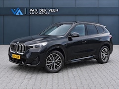 BMW X1 - sDrive18i M-Sport | Panorama dak | Elektrisch wegklapbare trekhaak | Stoelverwarming | Ach
